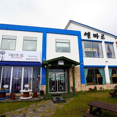 Haevichi Elmar Guesthouse Seogwipo Extérieur photo